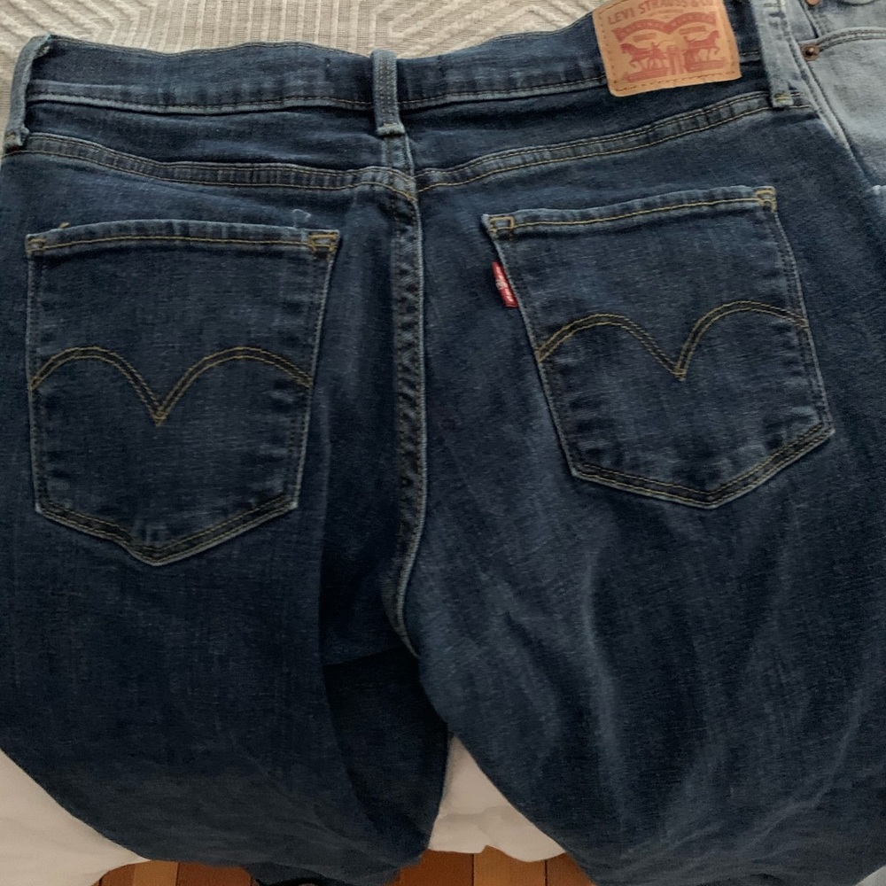 Levi Bootcut Jeans - image 4